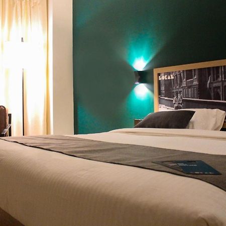 Lokal Rooms X Gulberg Lahore Eksteriør bilde