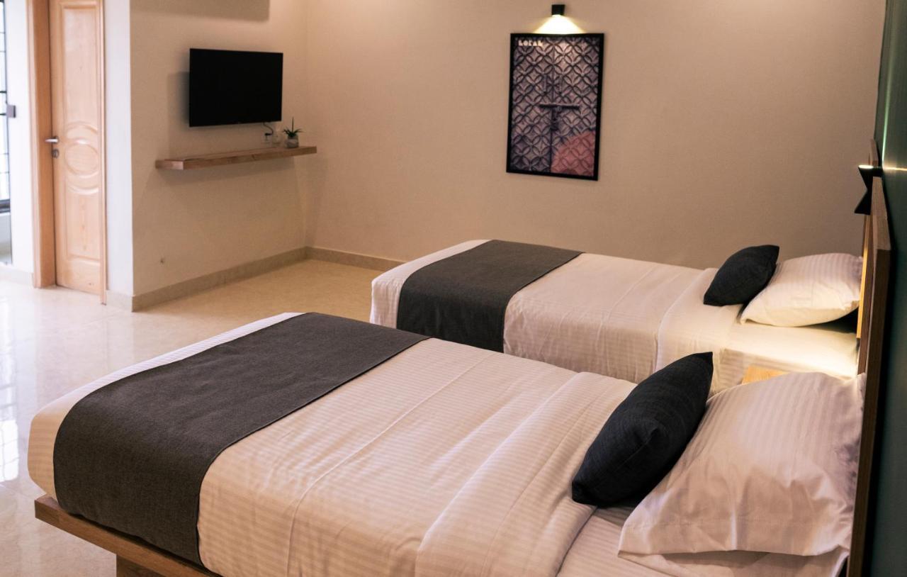 Lokal Rooms X Gulberg Lahore Eksteriør bilde
